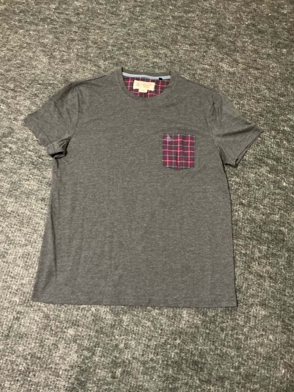 Original Penguin Charcoal Plaid Pocket T-Shirt Mens Size Large Color Gray/Red